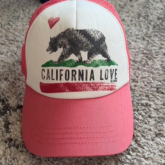 Billabong Pink and White adjustable Trucker Hat California Love with bear detail - Picture 2 of 8